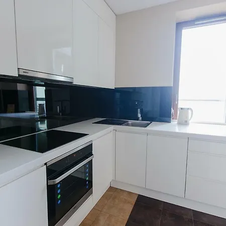 Sea Towers Apartment *